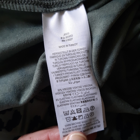 Boden Leggings Leopard Green size 12R - Picture 3 of 7